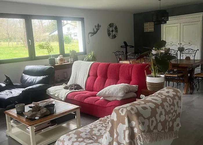 Avec Piscine Et Jacuzzi Villa Escource